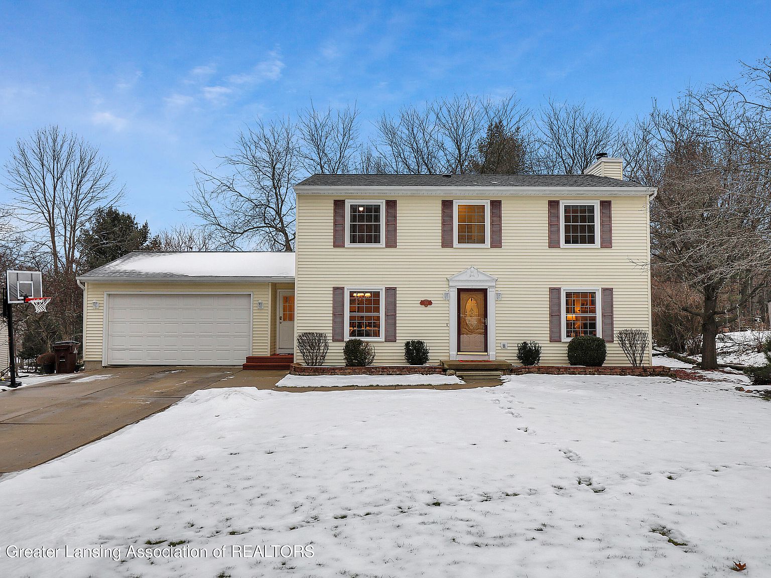 708 Larchmont St, Dewitt, MI 48820 Zillow