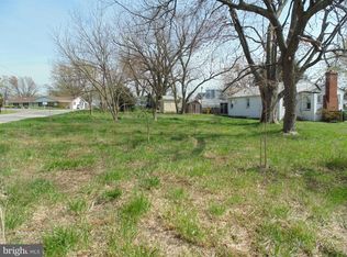 Bay Dr, Edgewater, MD 21037