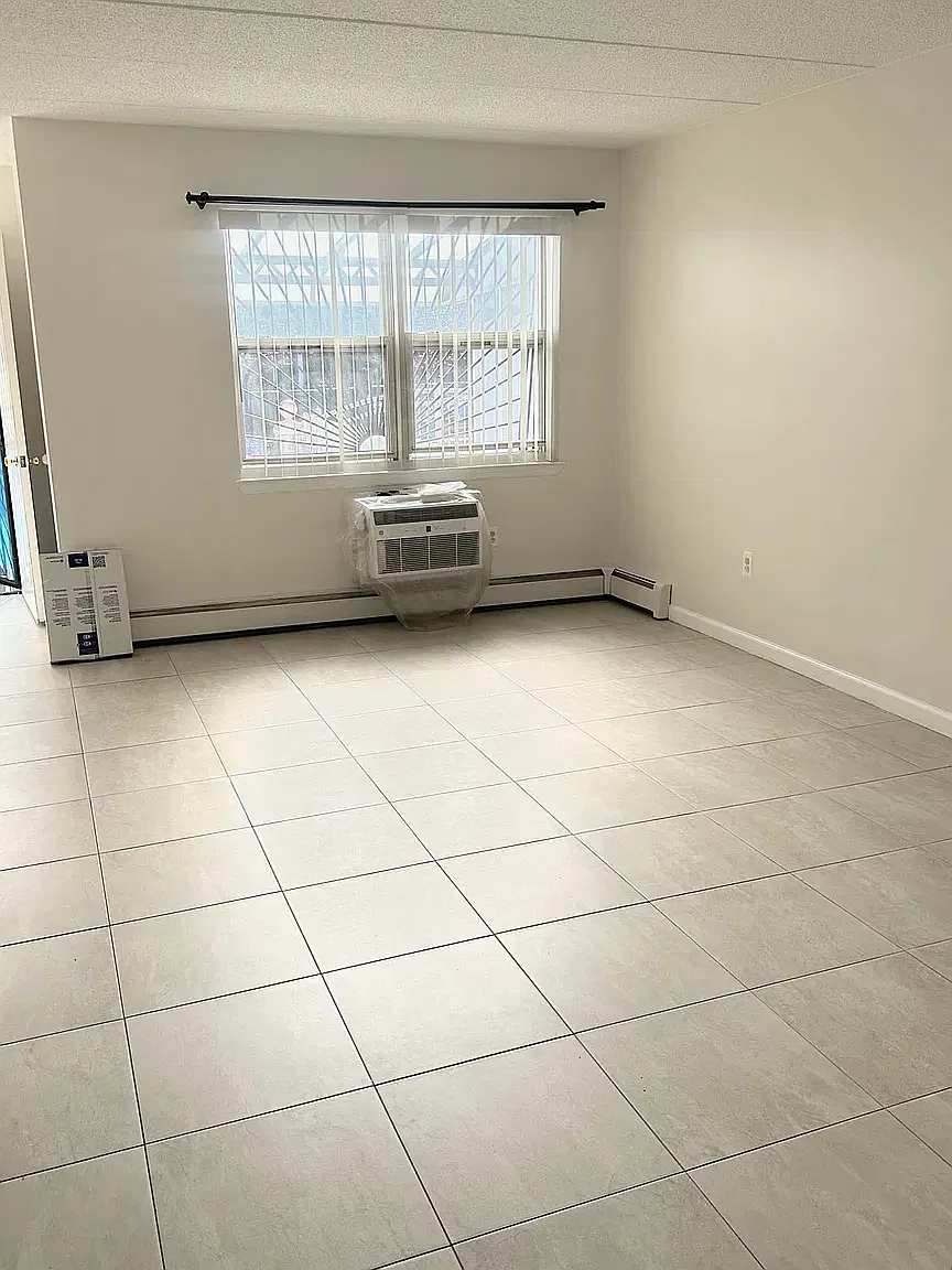 57 Menahan Street — Photo 3