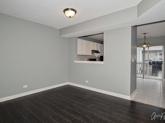 5th image of 277 W Whispering Oaks Ln