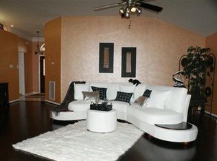 7402 Orchard Hills Ln, Sugar Land, TX 77479