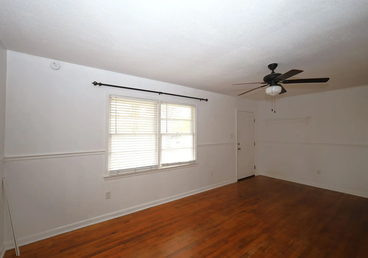 609 East Stanfill St — Photo 4