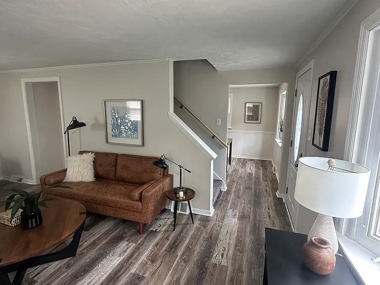 2062 Elmbrook Ln — Photo 27