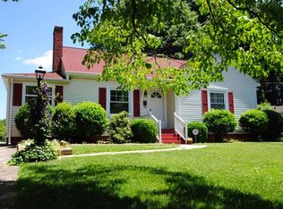 815 Knollwood St, Winston Salem, NC 27103