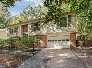 2016 Coast Guard Dr, Stafford, VA 22554