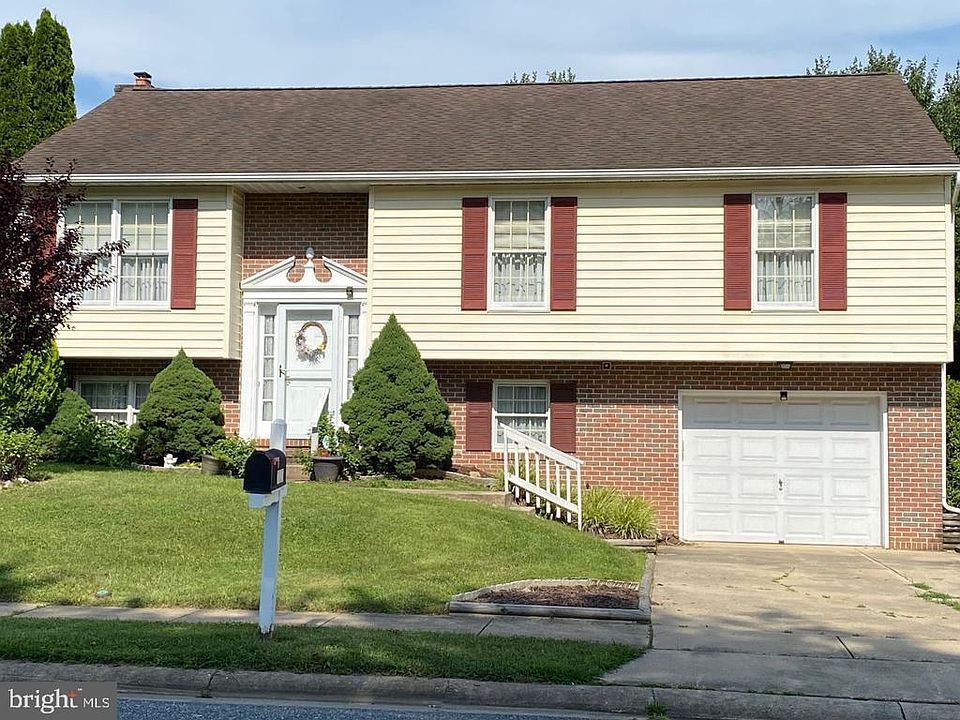 1st image of 705 Heston Ct