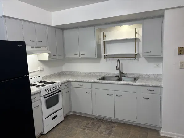 3874 Ruby St #Gw, Schiller Park, IL 60176