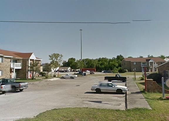 2nd image of 10527 Langston Dr
