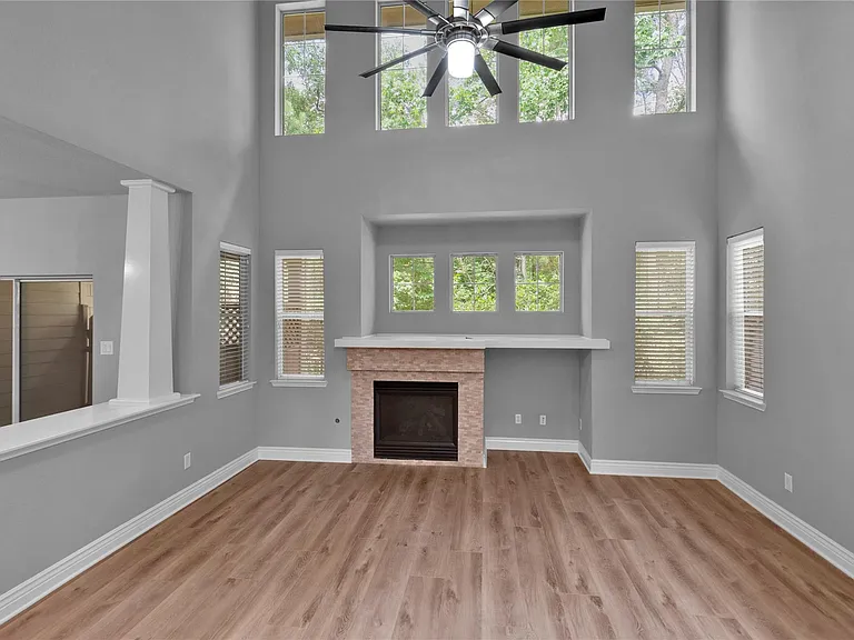 63 Woodlily Pl — Photo 4