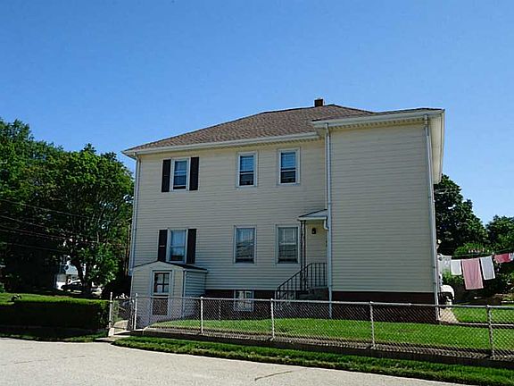 3rd image of 1138 Plainfield St