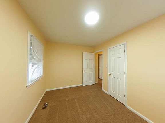 5th image of 1010 72nd St