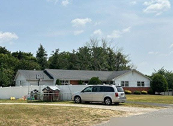 2nd image of 7 Cambridge Ave