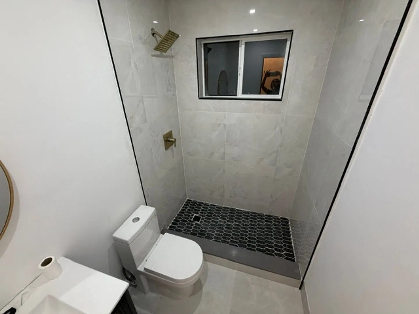 727 SW 10 Street — Photo 1