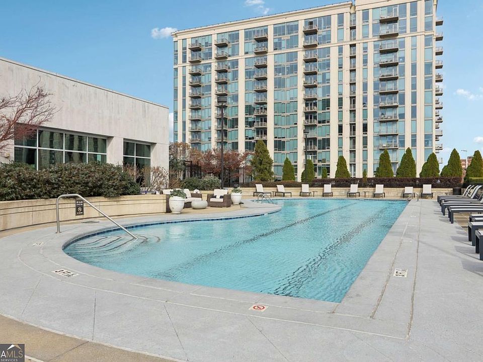1st image of 250 Pharr Rd #1005