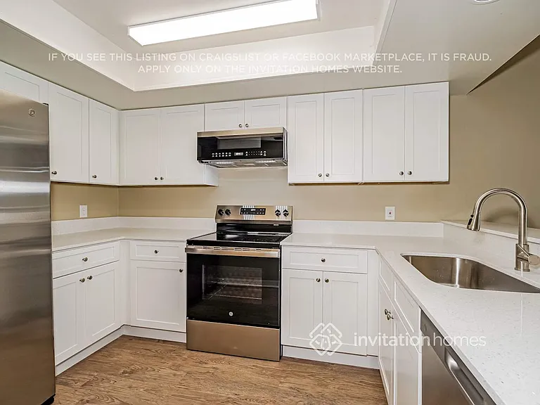 4117 Bayberry Dr — Photo 9