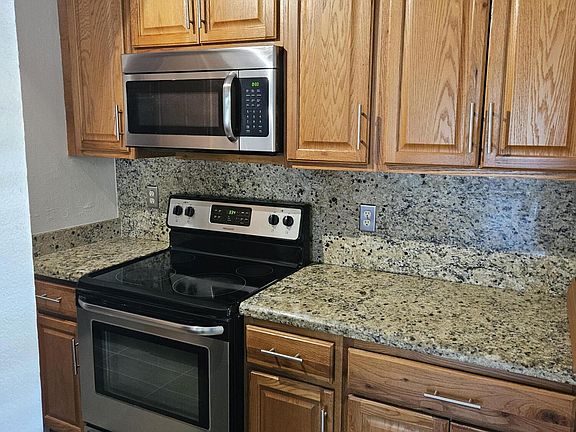 5th image of 10035 Winding Lake Rd APT 102