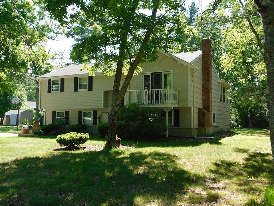 218 Titicut Rd, Raynham, MA 02767 Zillow