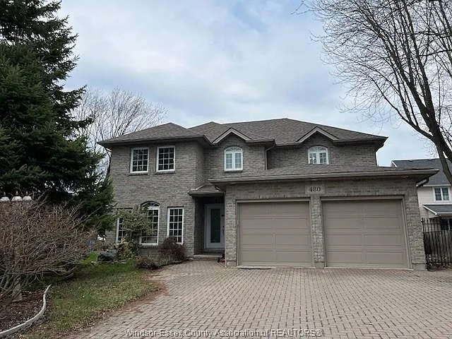 480 Bartlet Dr — Photo 1