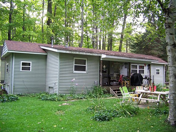 3rd image of 3537 Birchdale Dr