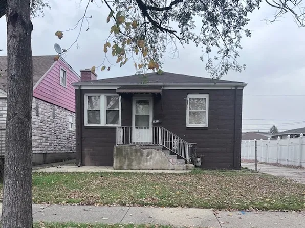1813 N 40th Ave, Stone Park, IL 60165