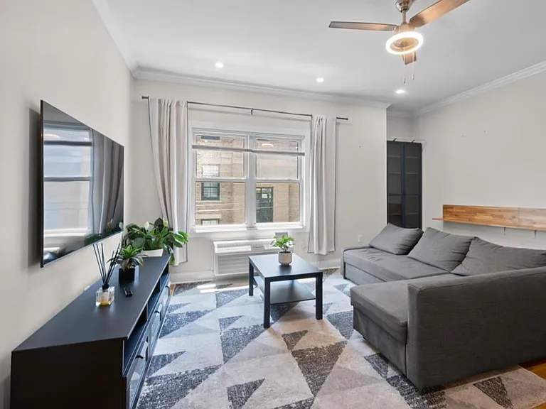 5501 Hudson Ave #407 — Photo 9