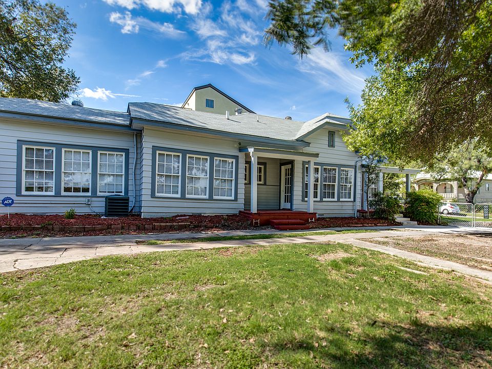 1st image of 1502 W Mistletoe Ave
