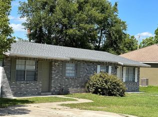 142 Hazelcrest St, Deltona, FL 32725