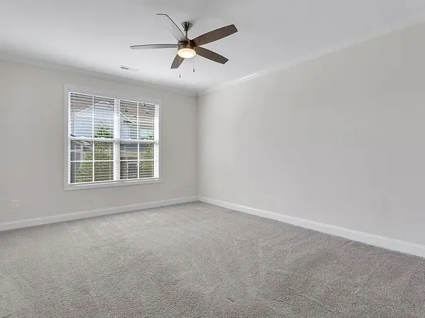 22 Hasbrook Ln, Greenville, SC 29607