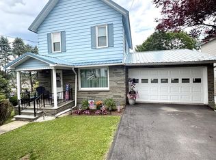 526 Susquehanna St, Forest City, PA 18421