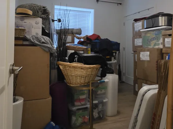 13250 16th Ave, Surrey, BC V4A 1P3