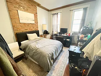 Rented by Garfield Realty 