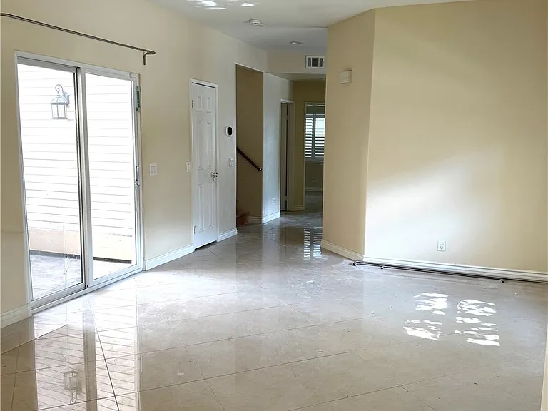 115 Citrus Ranch Rd — Photo 6