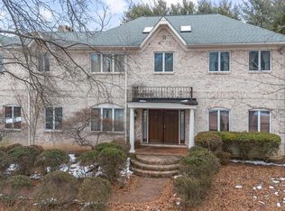 20901 Merle Dr, Gaithersburg, MD 20882