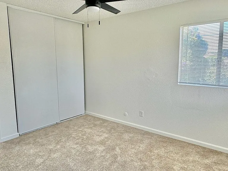 3515-3563 Roosevelt St - Su Casa Apartments — Photo 17