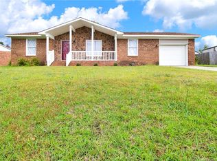 321 Old Farm Rd, Fayetteville, NC 28314