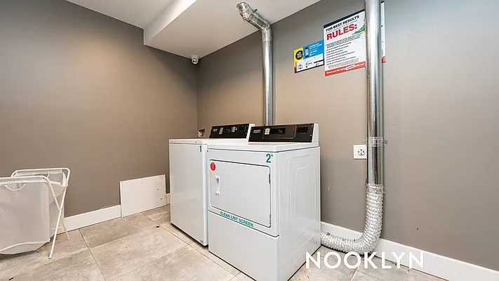 Rented by Nooklyn NYC LLC | media 18