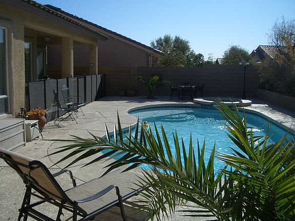 Gorgeous pool 