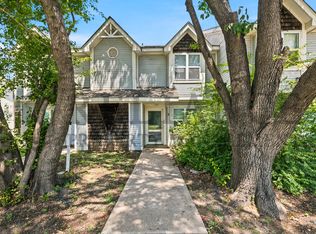 7302-3 W Douglas Ave, Wichita, KS 67212