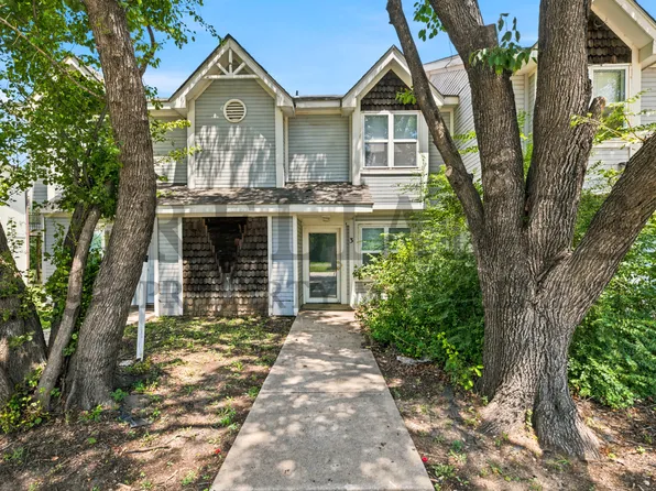 7302-3 W Douglas Ave, Wichita, KS 67212