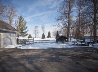 5700 Dowling Rd, Luckey, OH 43443