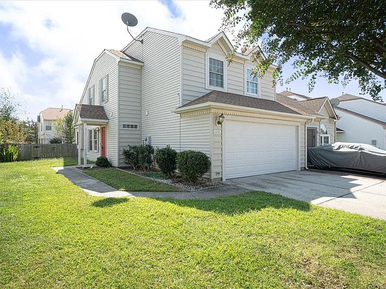 6226 Oakglen Dr — Photo 5