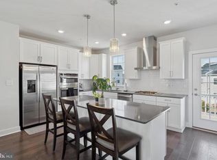 212 Red Leaf Ln, Exton, PA 19341