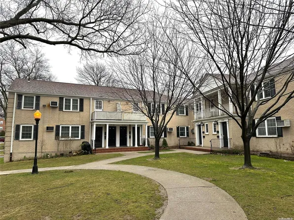 67-82A 223 Pl #A, Bayside, NY 11364