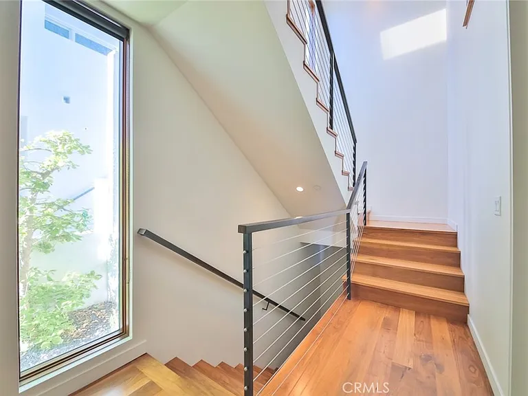 104 Manhattan Ave — Photo 22