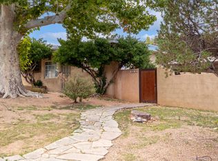 1213 Girard Blvd SE, Albuquerque, NM 87106
