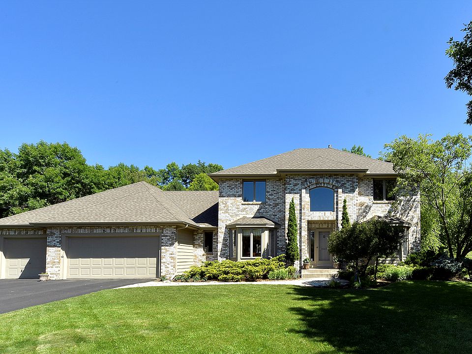 1st image of 2540 Weston Ln N