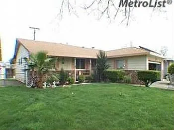 222 Riverside Dr photo 1