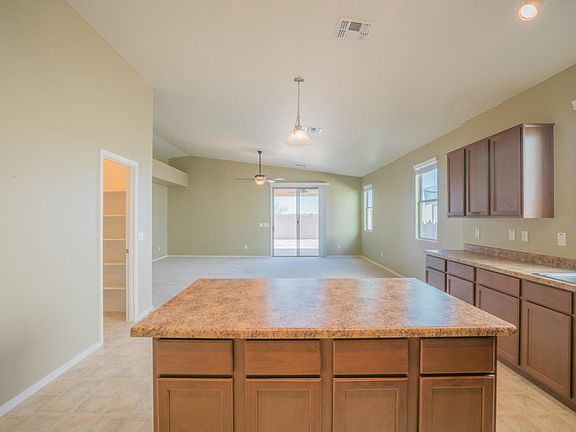4th image of 22908 N Candlelight Ct