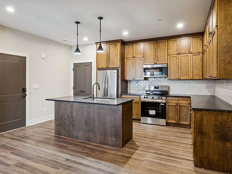 118 N Main St #C — Photo 5