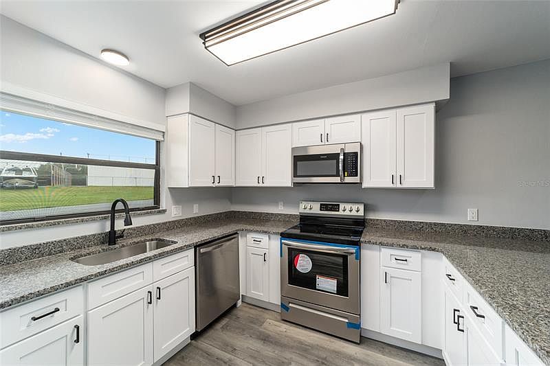 11001 SE Sunset Harbor Rd Summerfield, FL, 34491 Apartments for Rent